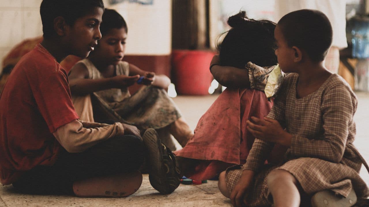 বাসায় বেবিসিটার